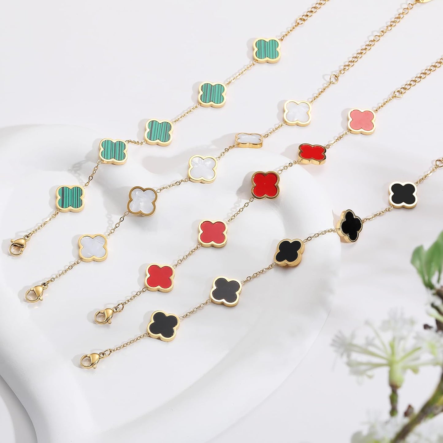 Clover Charm Lucky Bracelet™