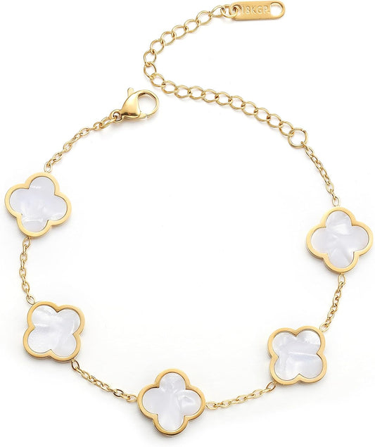 Clover Charm Lucky Bracelet™